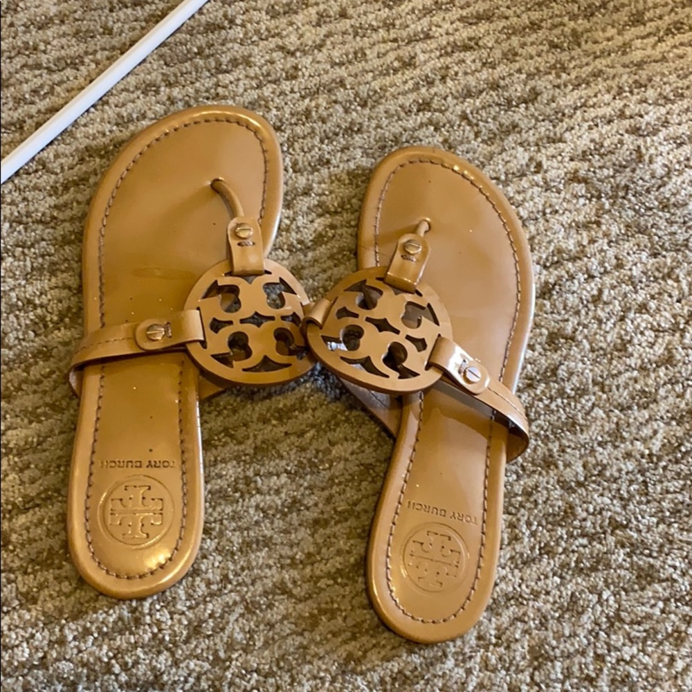 Brown shiny Tory Burch sandals
